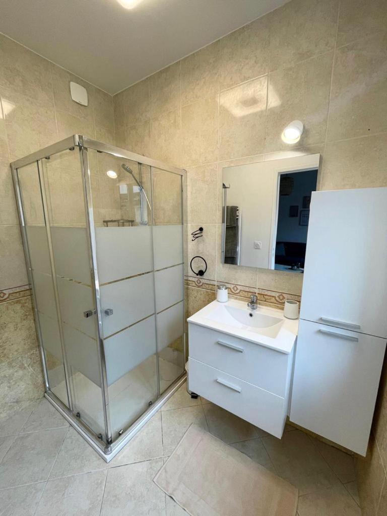 La Grenouillere Apartamento Brie-Comte-Robert Exterior foto