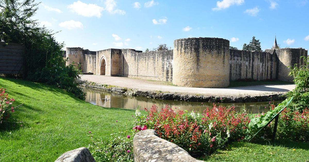 La Grenouillere Apartamento Brie-Comte-Robert Exterior foto